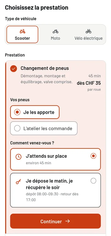 Module Créneau, écran Prestation : type de véhicule Scooter, « Changement de pneus » choisi, dès CHF 35 par roue, 45 min ; choix entre « J’attends sur place » et « Je dépose le matin, je récupère le soir ».